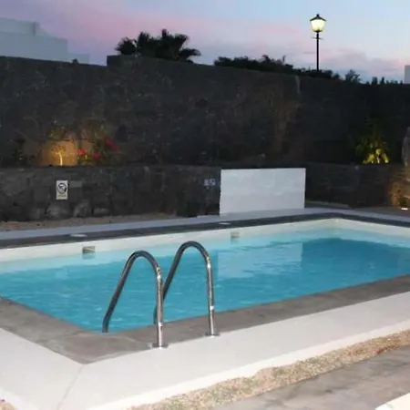 Villa Sleeps 10 Pool Wifi Puerto Calero